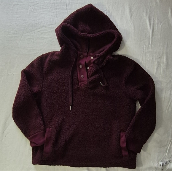 Koolaburra Sweaters - Koolaburra Rich Burgundy Knit Top